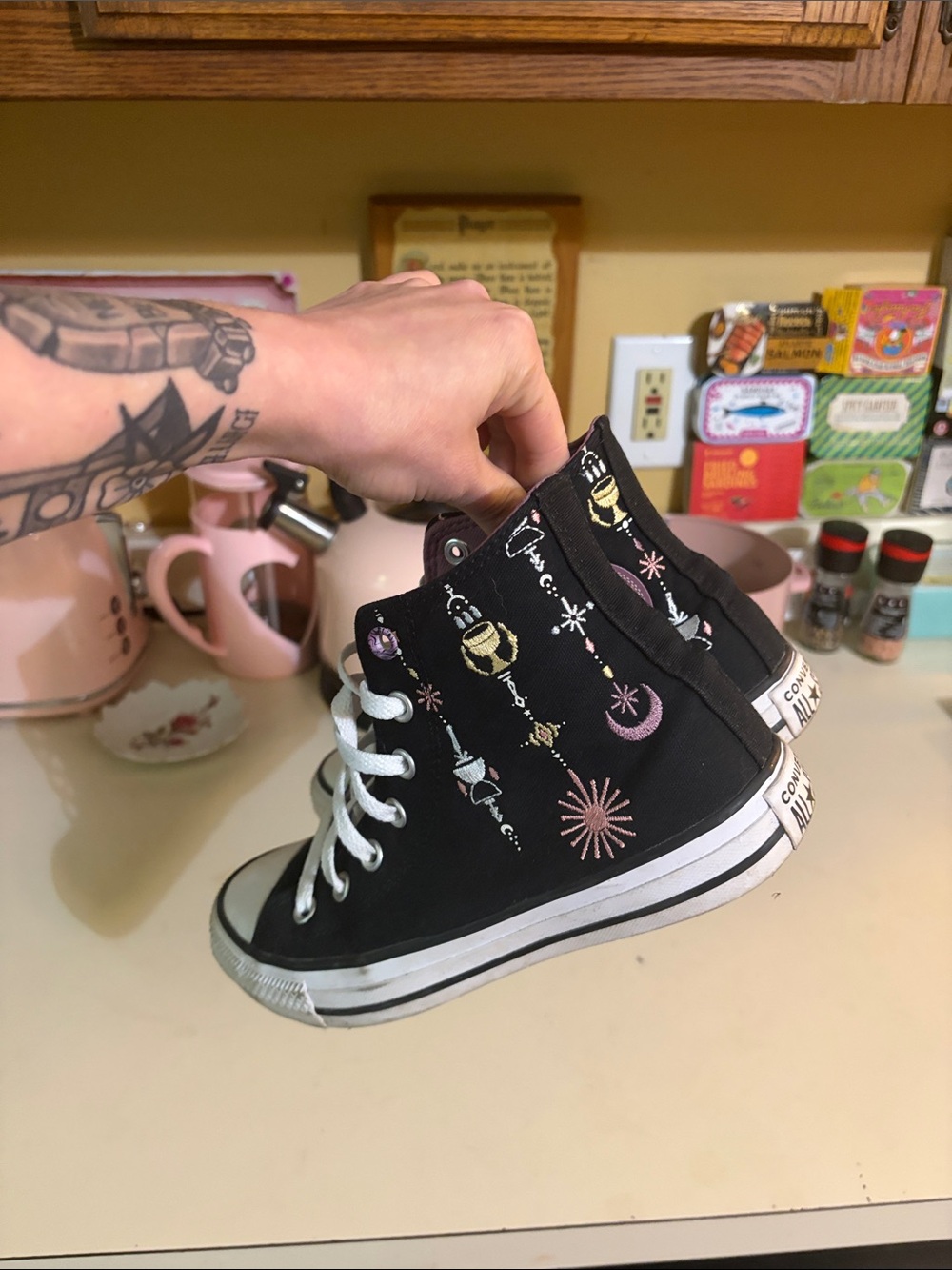 Converse Black and Mauve High-Top Sneakers Embroidered - Picture 7 of 9